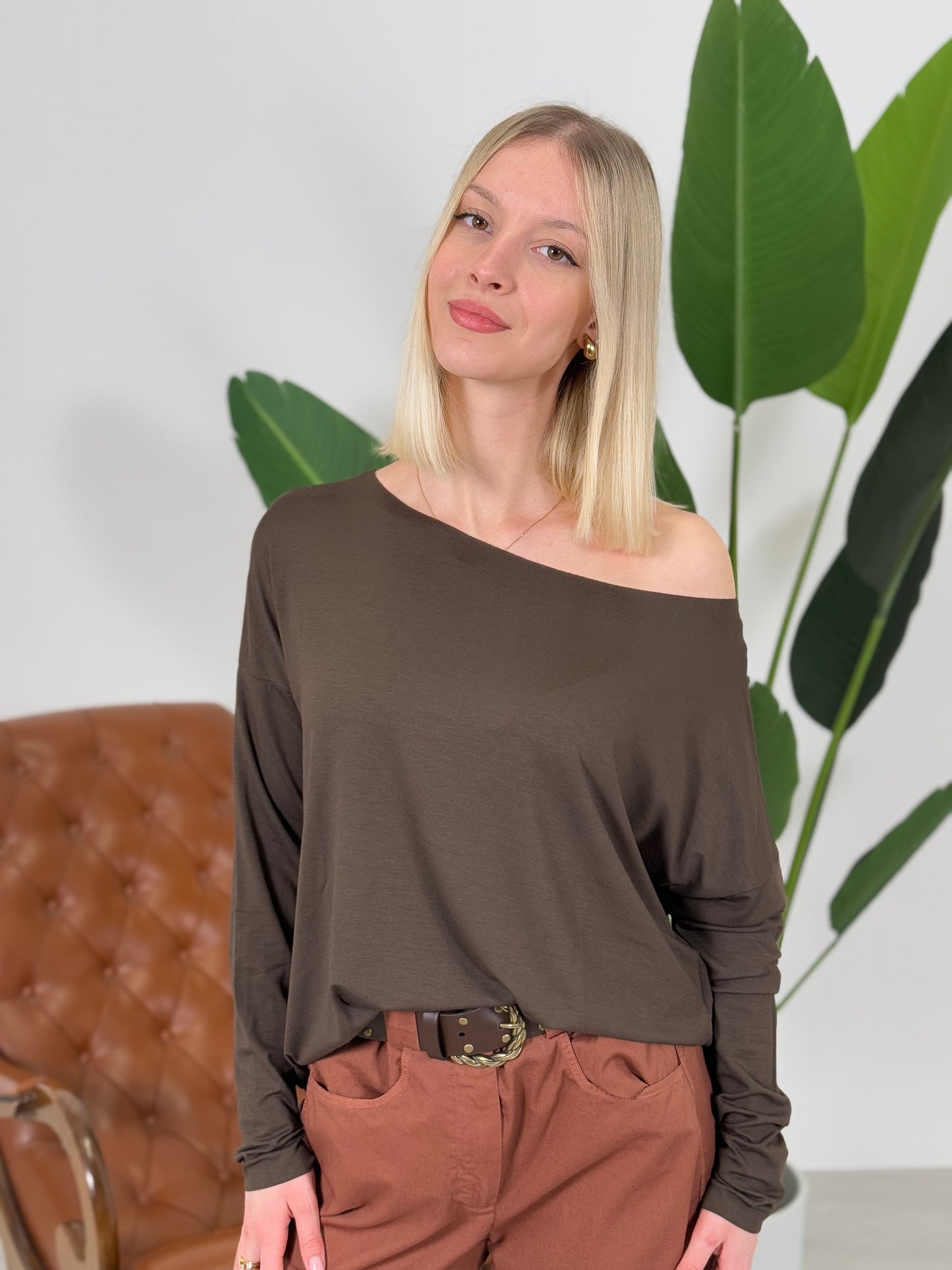 T-shirt over manica lunga