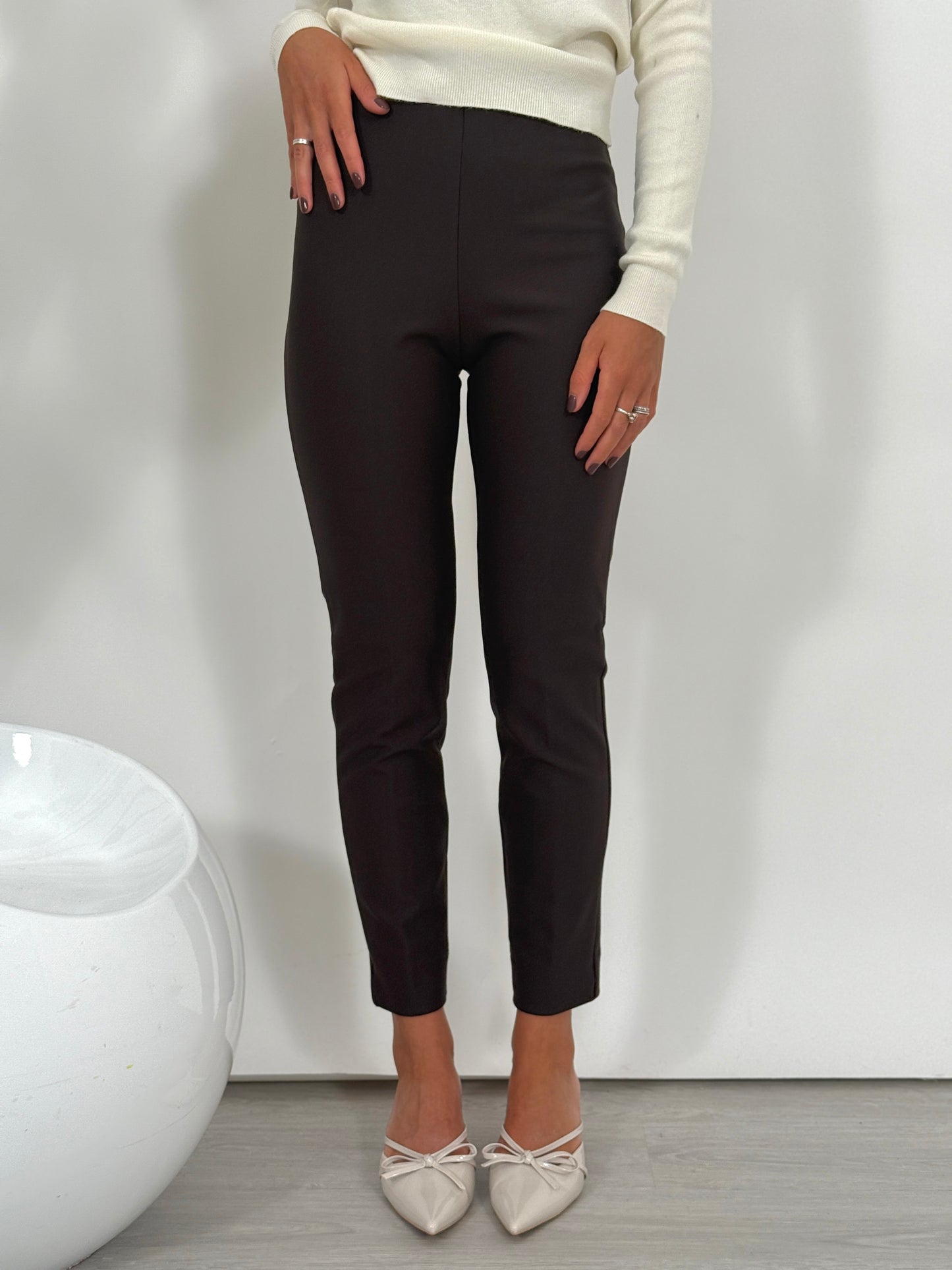 Panta slit cigarette