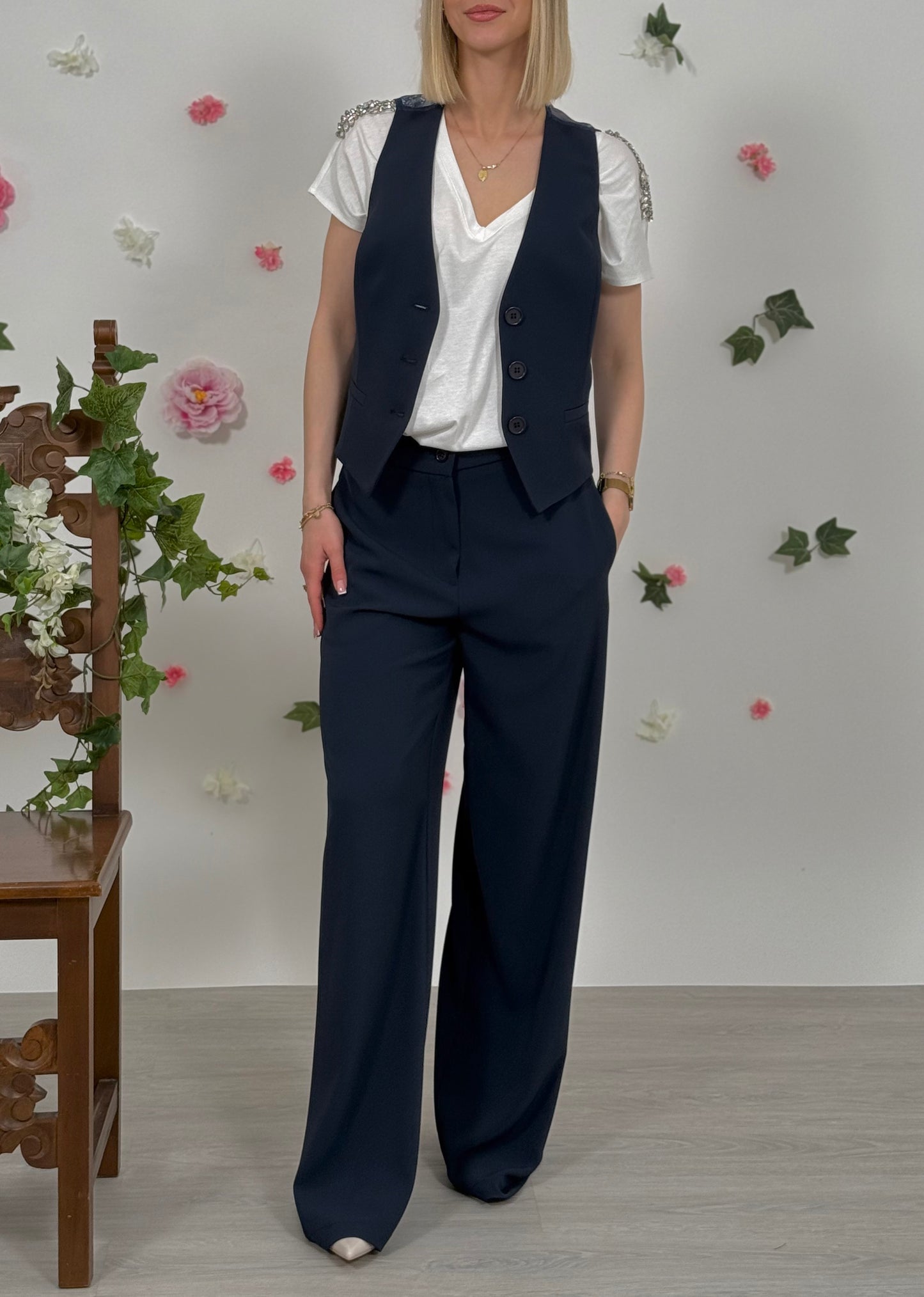 Gilet + pantalone c/ schiena trasparente