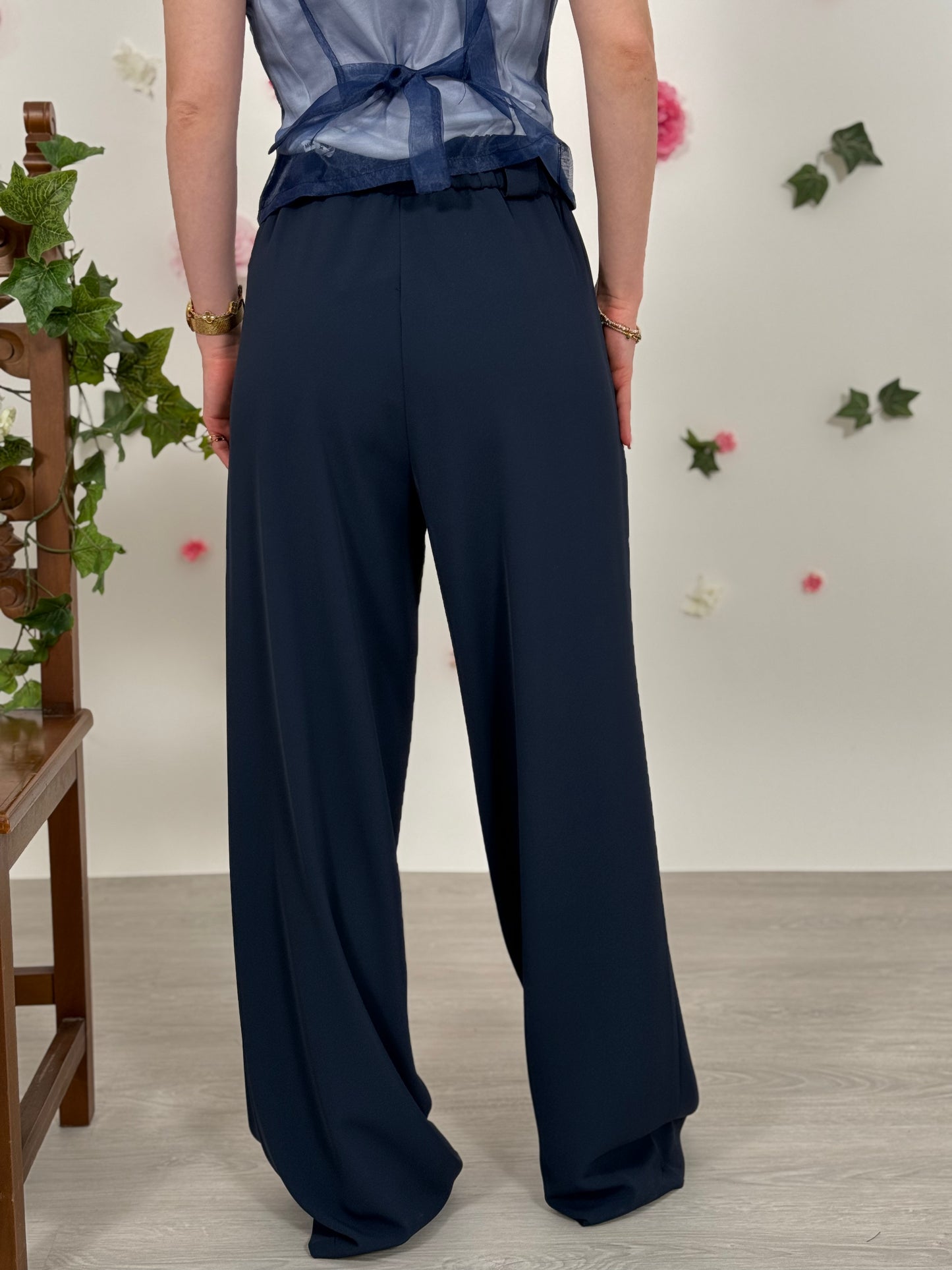 Gilet + pantalone c/ schiena trasparente