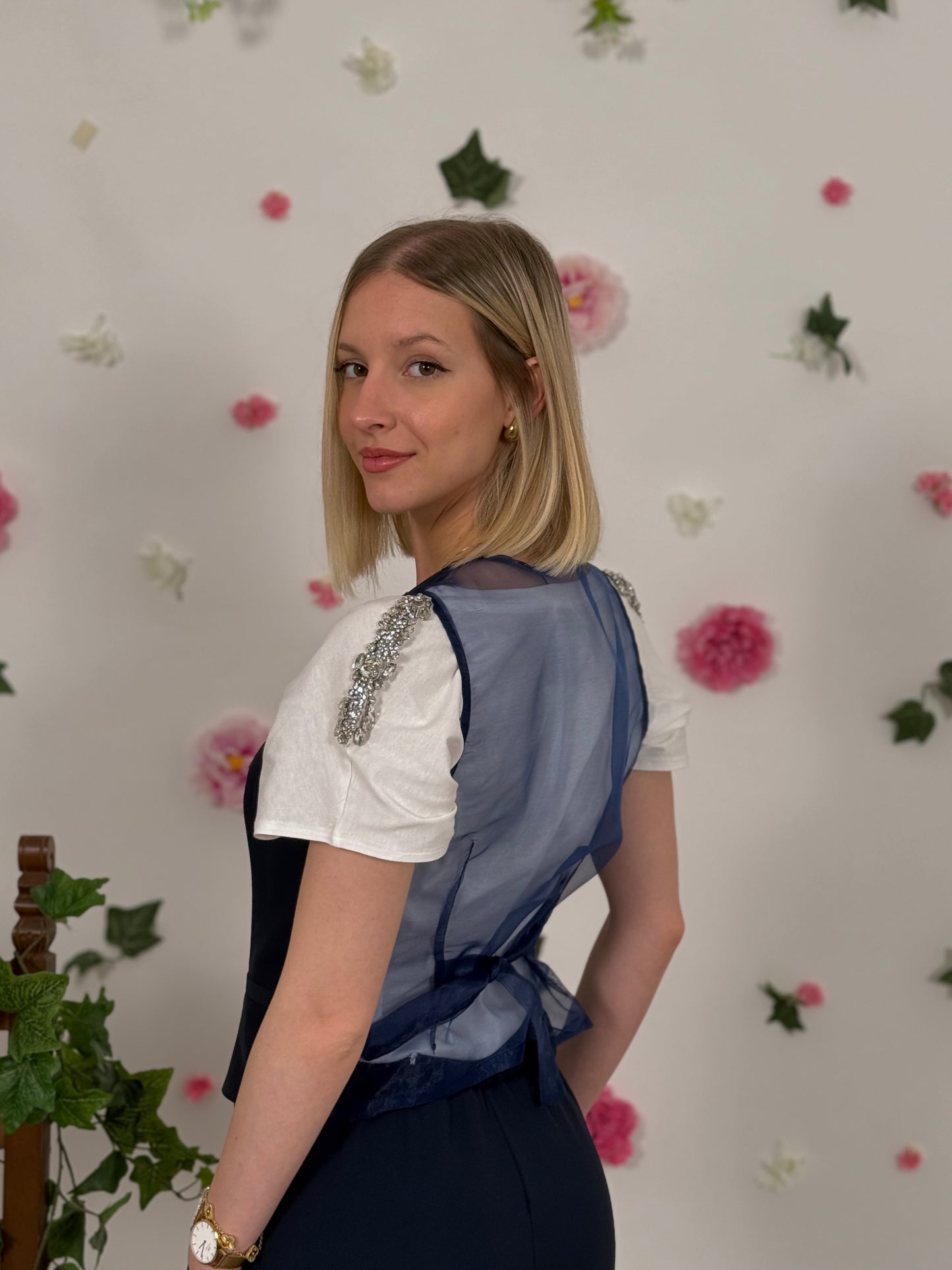 Gilet + pantalone c/ schiena trasparente