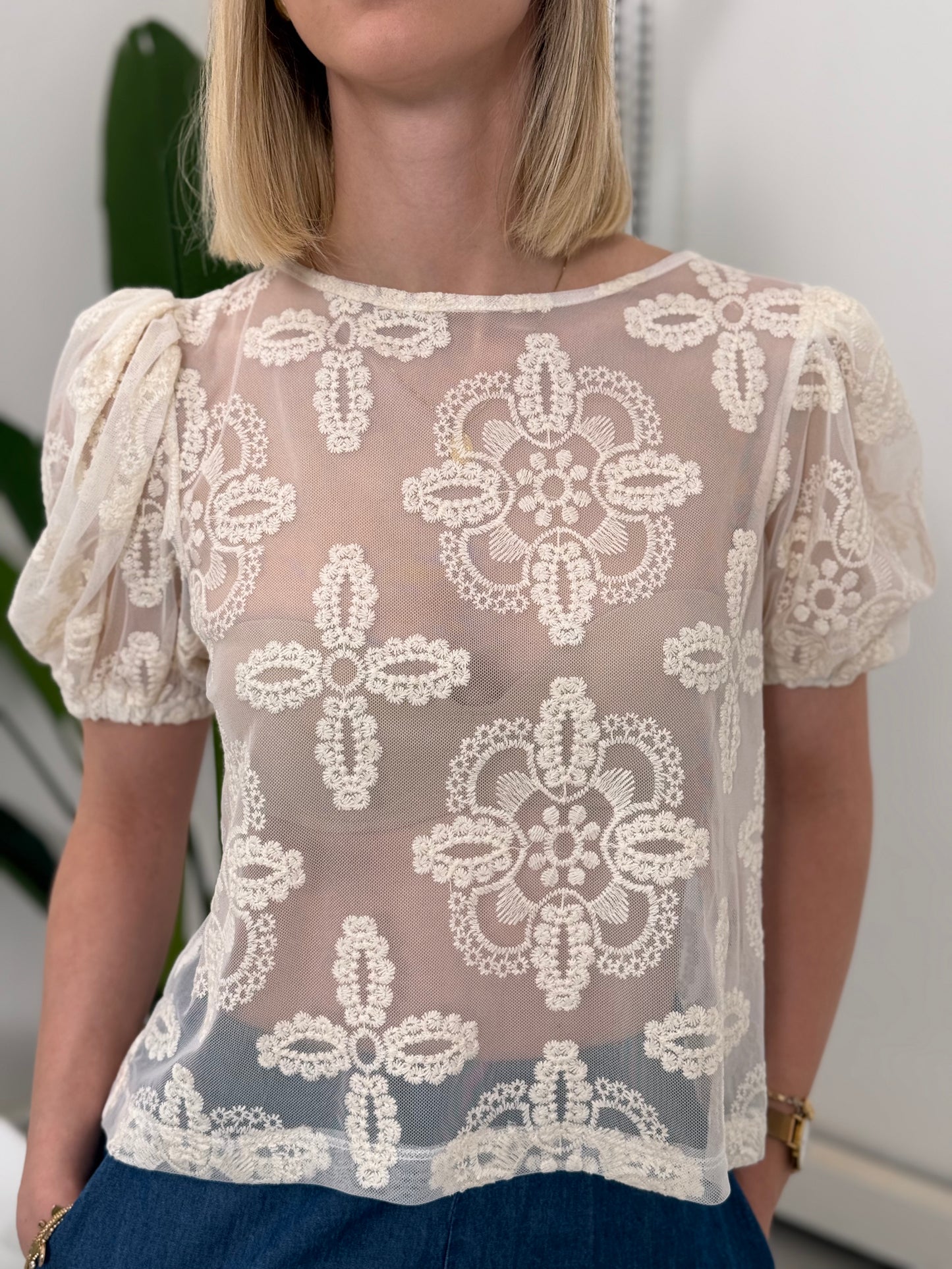 T-shirt manica palloncino