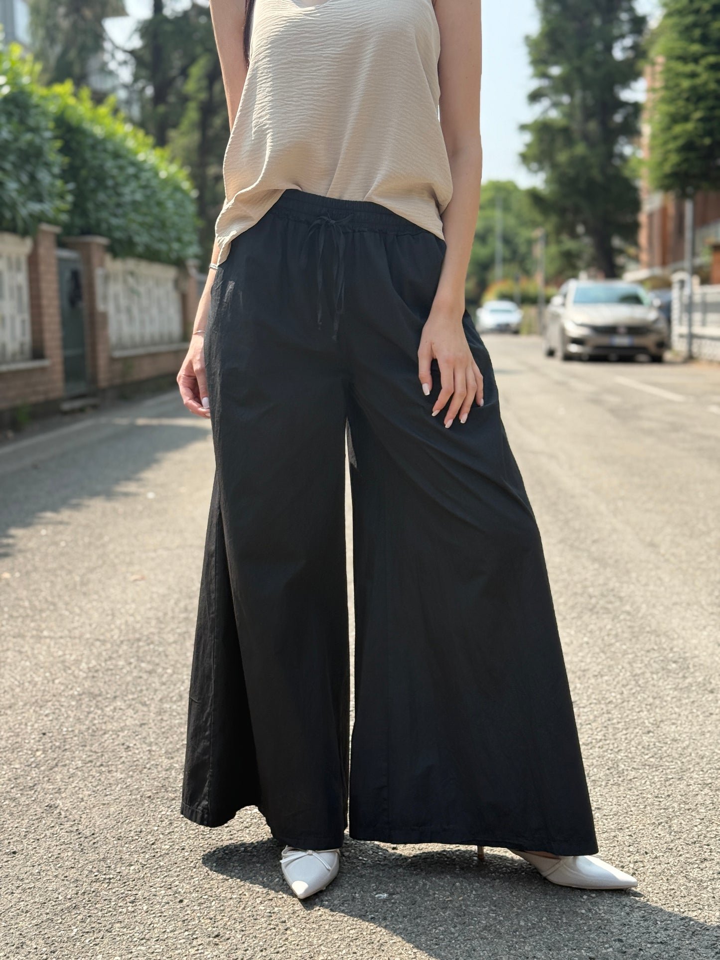 Pantalone leggero ampio