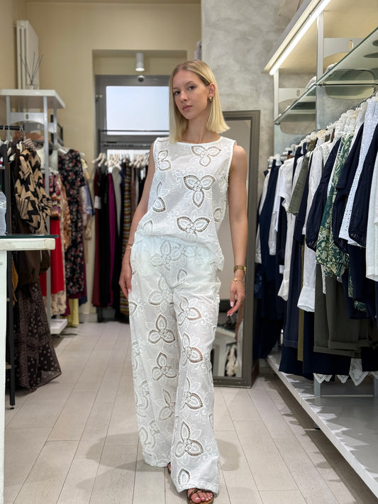 Pantalone mussola ricamata