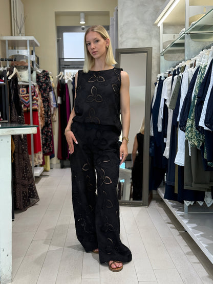 Pantalone mussola ricamata