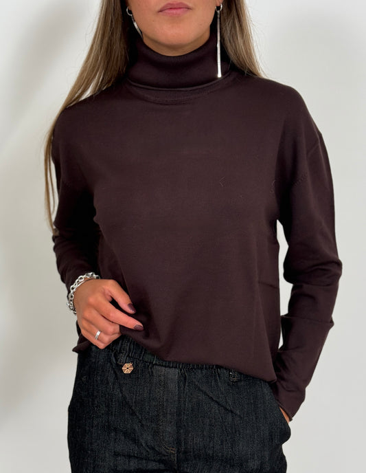 Pull viscosa collo alto