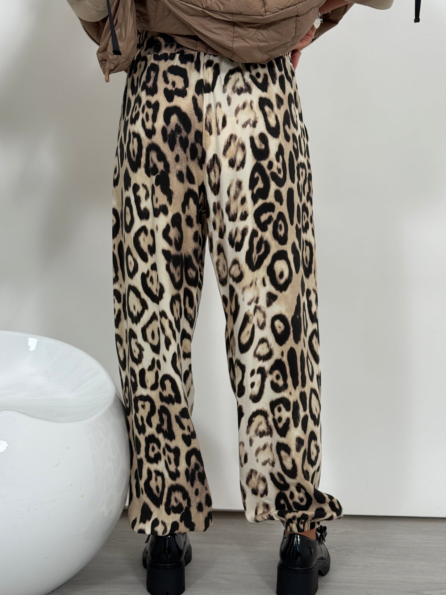 pantalone maculato