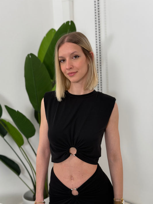 Top crop con spalline