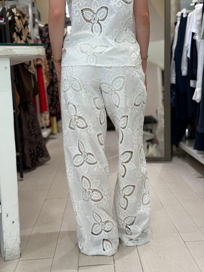 Pantalone mussola ricamata